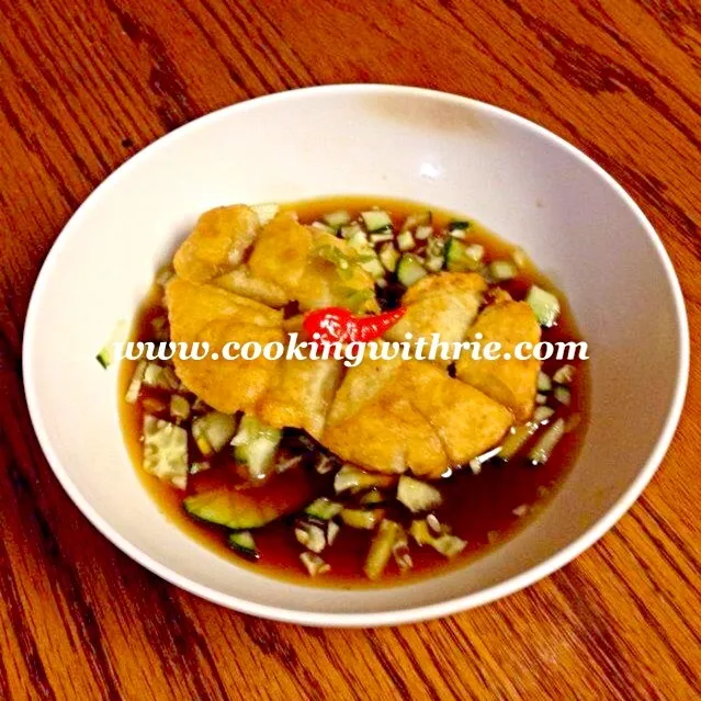 Empek-Mpek; Indonesian Fish Cake serve with spicy sour garlic gravy|rie simsさん