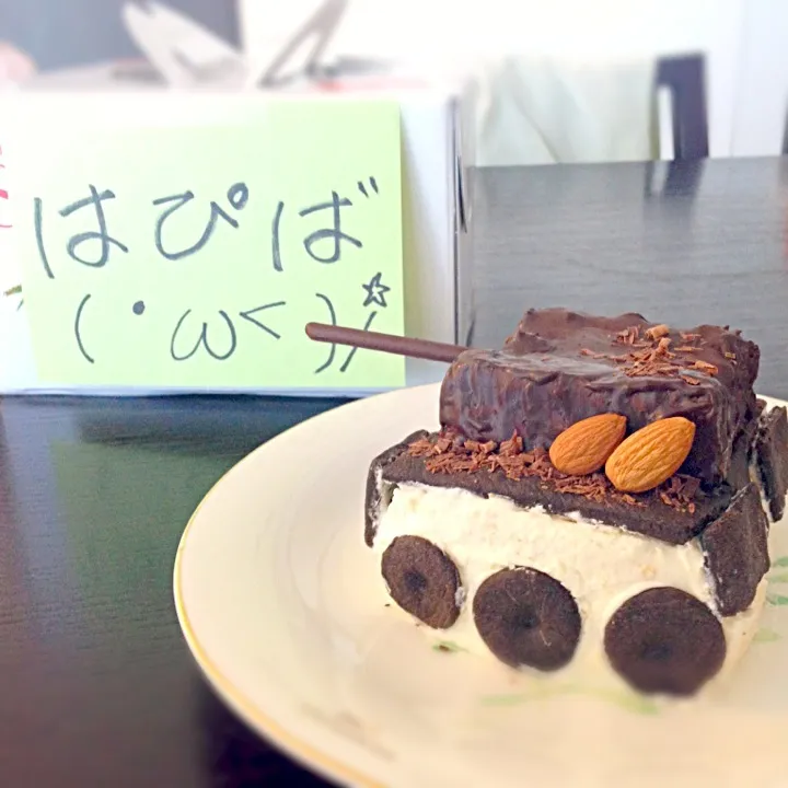 Snapdishの料理写真:手作りバースデーケーキ|ねこ社長さん