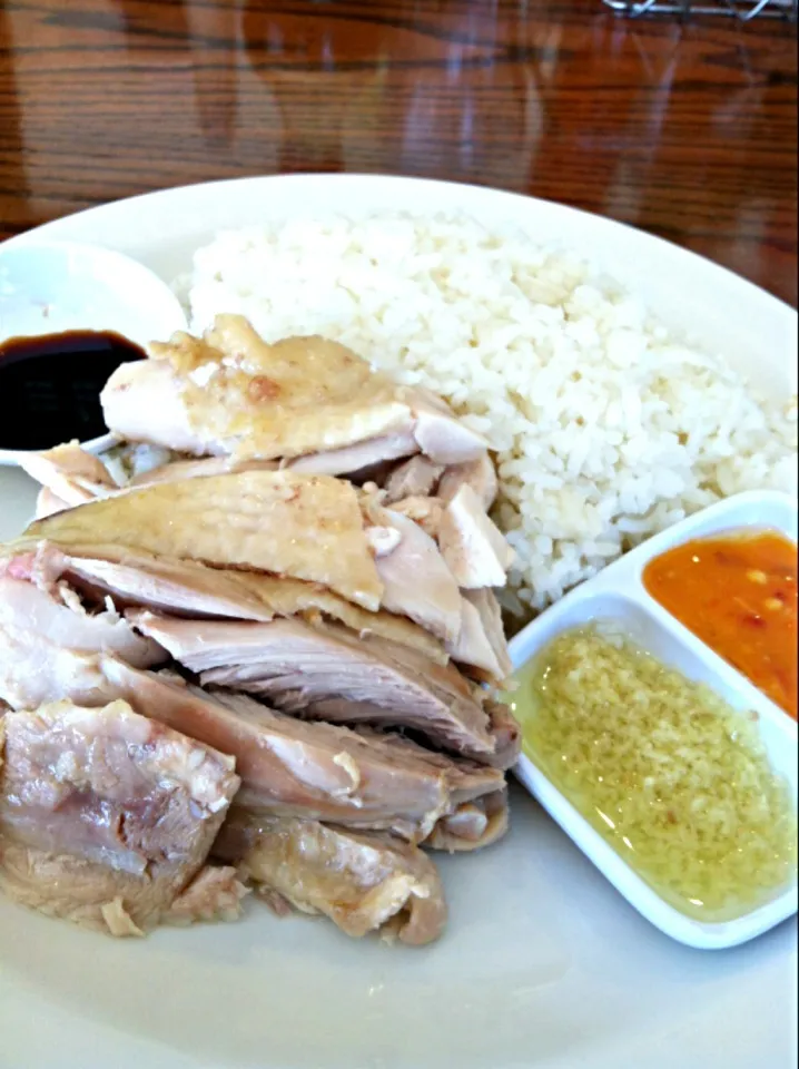 The best Hainan chicken in Socal!!|Juliee ~ ジュリーさん