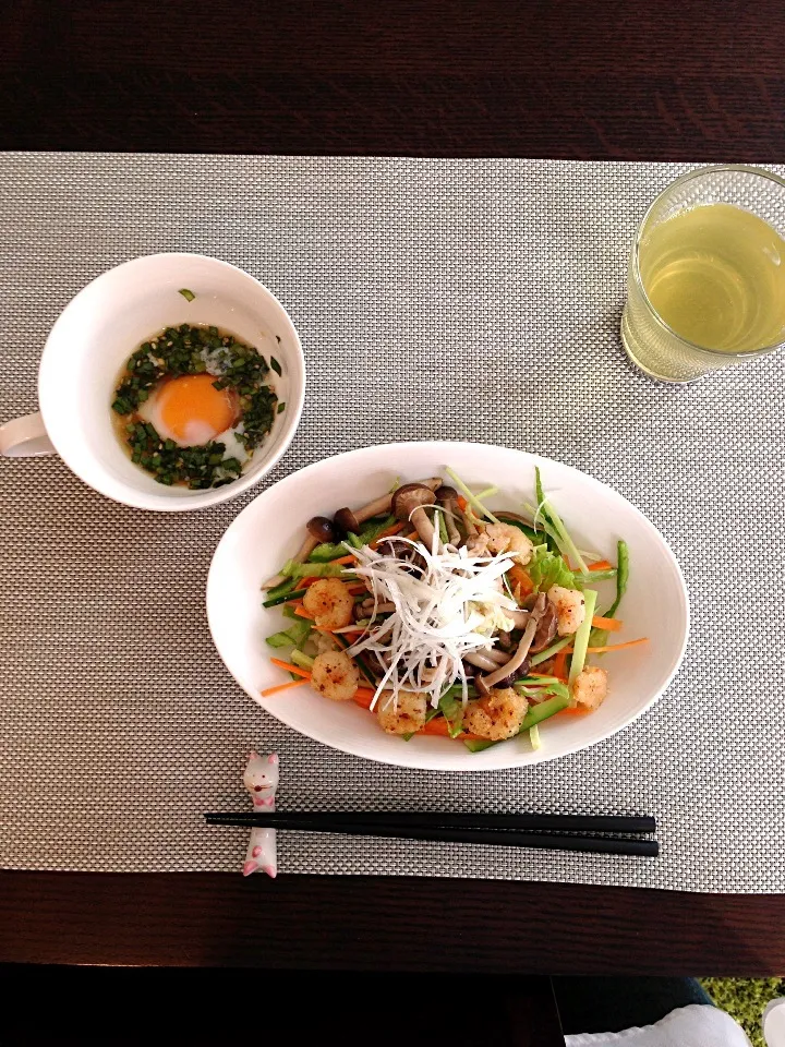 エビとたっぷり野菜のシャキシャキ丼|まりえさん