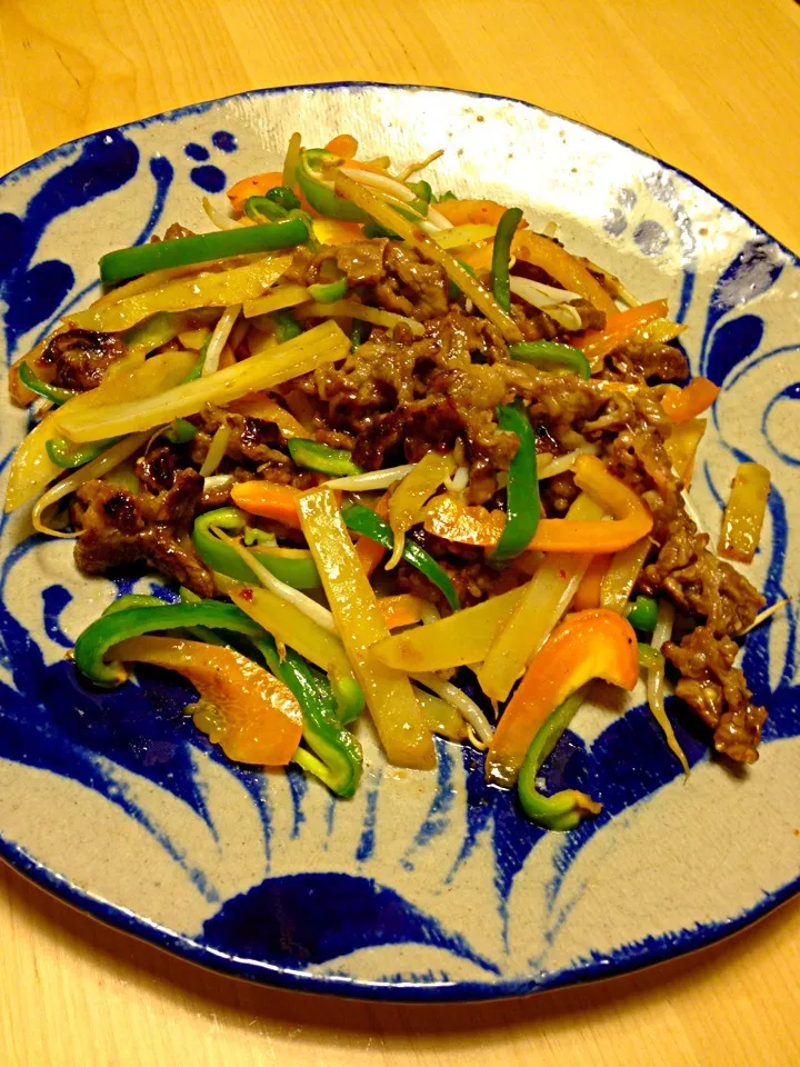 焼肉のタレで、、プルコギ風ウマ野菜炒め|ゆうさん