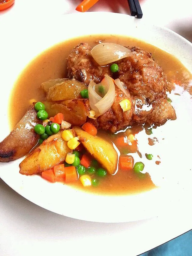 Snapdishの料理写真:hainam chicken chop|Cheryl Pui Shanさん