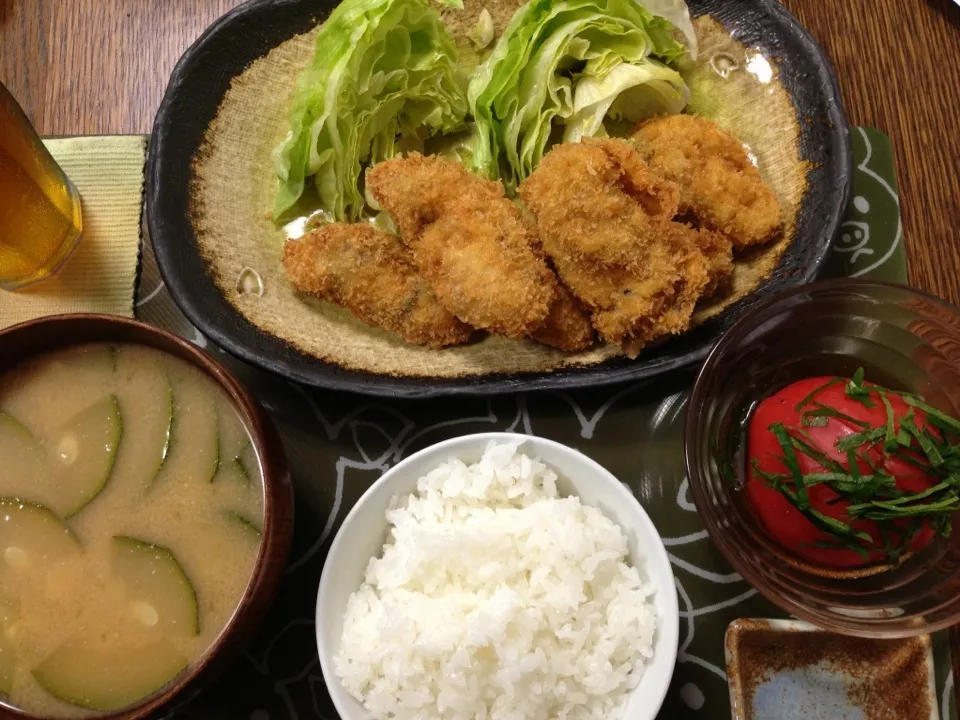 カキフライ、まるごと冷やしトマト、胡瓜の味噌汁|yuyangさん