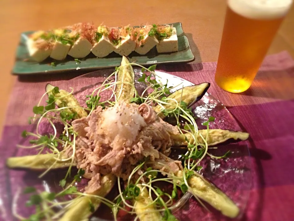 本日の晩酌〜蒸しナスと牛肉のレモンポン酢和え、冷奴|咲きちゃんさん