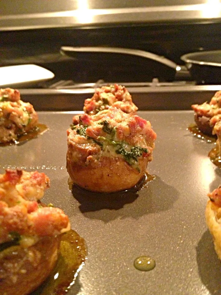 Sausage Stuffed Mushrooms|Aliceさん