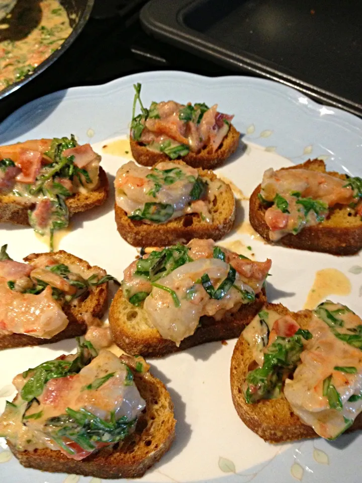 Shrimp, Tarragon & Arugula Bruschetta|Aliceさん