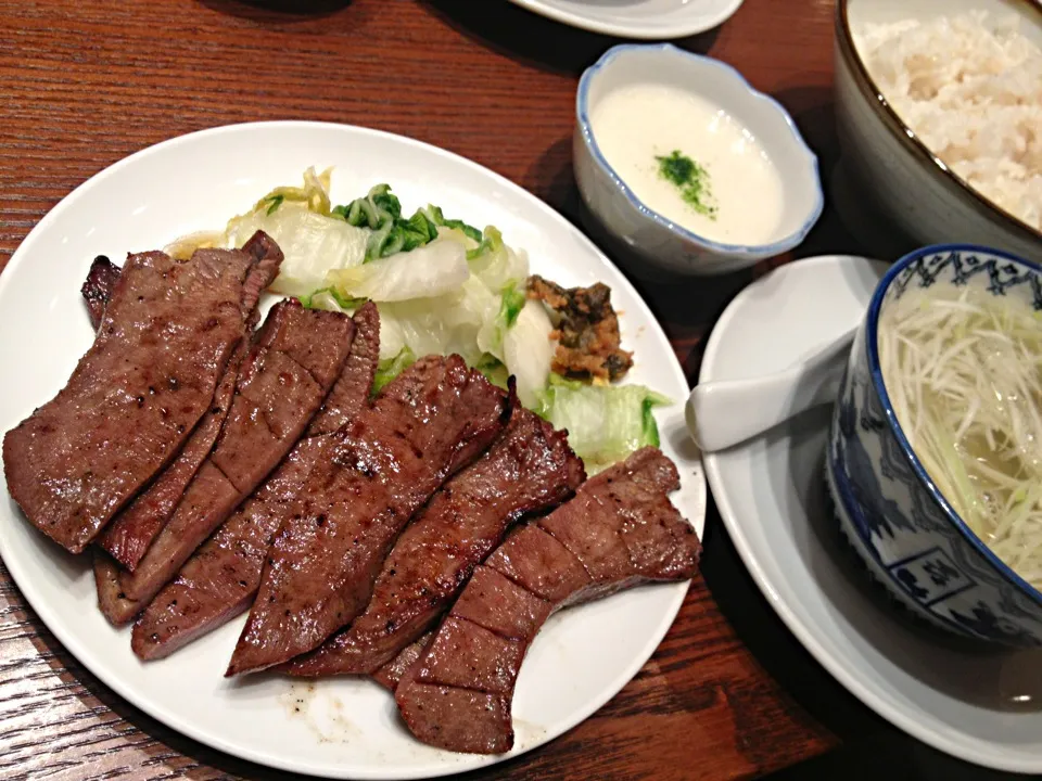 牛タン焼定食|離乳食完了期 1歳さん