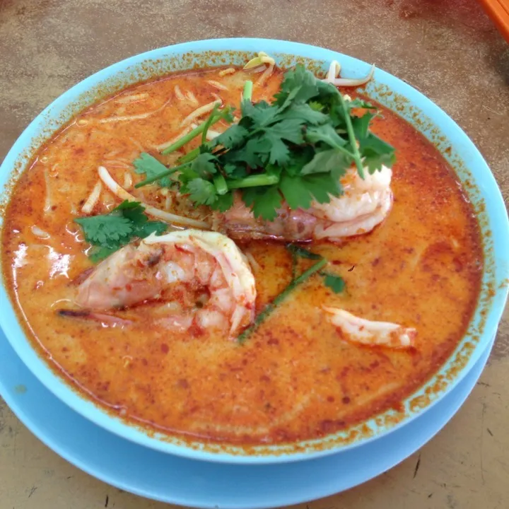 Tom yum noodle|Eric Chiewさん