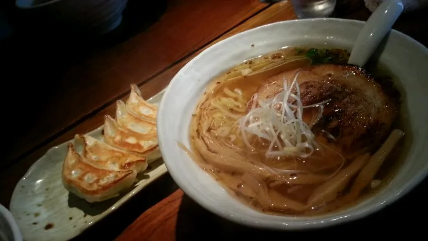 醤油ラーメン╰(*´︶`*)╯♡|たくぞうさん