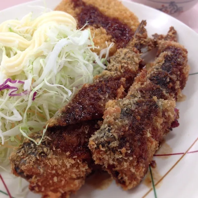 鰯梅肉挟みフライ at 社員食堂|さるさん