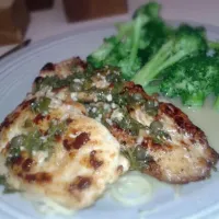 Snapdishの料理写真:chicken piccata|ryan goldenさん