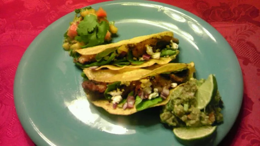 Fish tacos with guacamole|Culinary Kissesさん