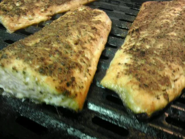 Herb roasted salmon fillets|Culinary Kissesさん