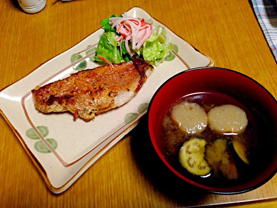 赤魚のバジル焼き、味噌汁|ピンコさん