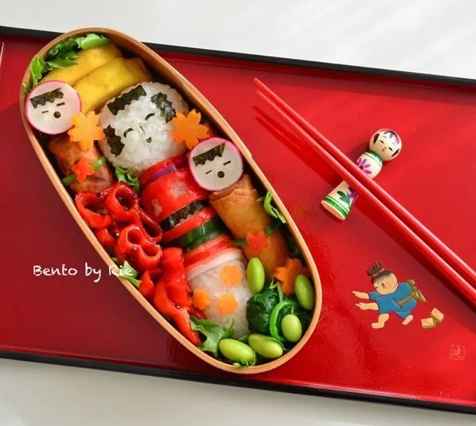 Snapdishの料理写真:カラーは紅🔴こけし弁当|Rie in Norwayさん