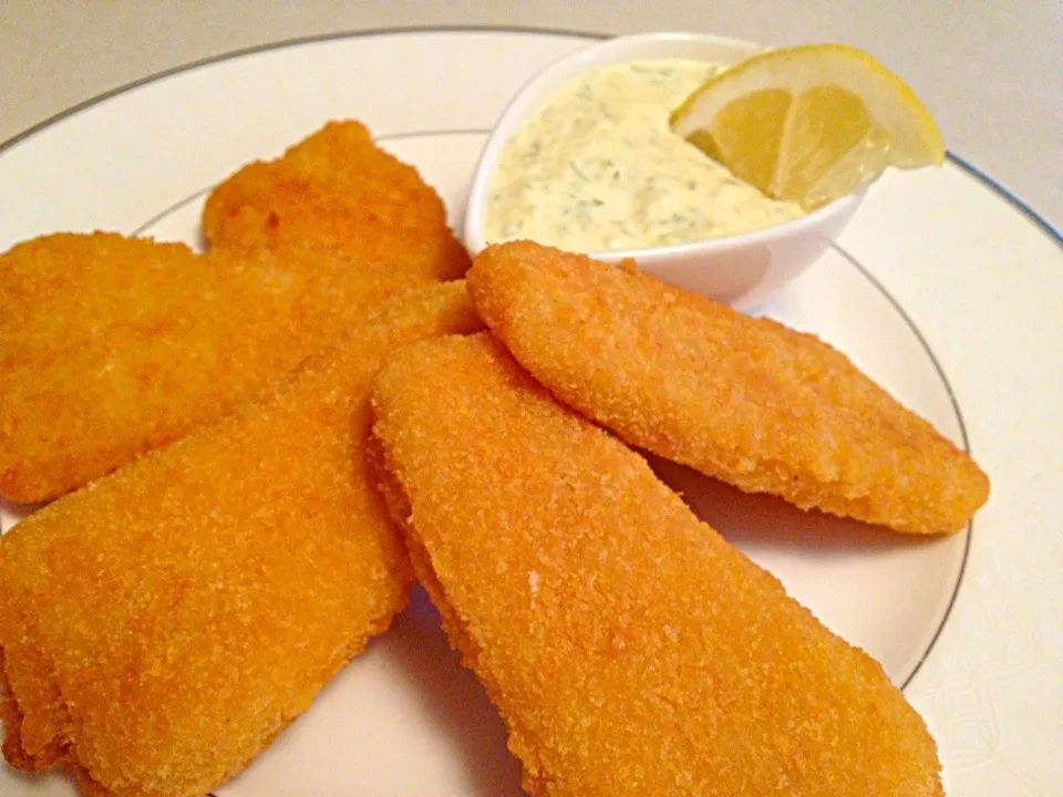 Crispy fried fish with tartar sauce|Bridgetさん