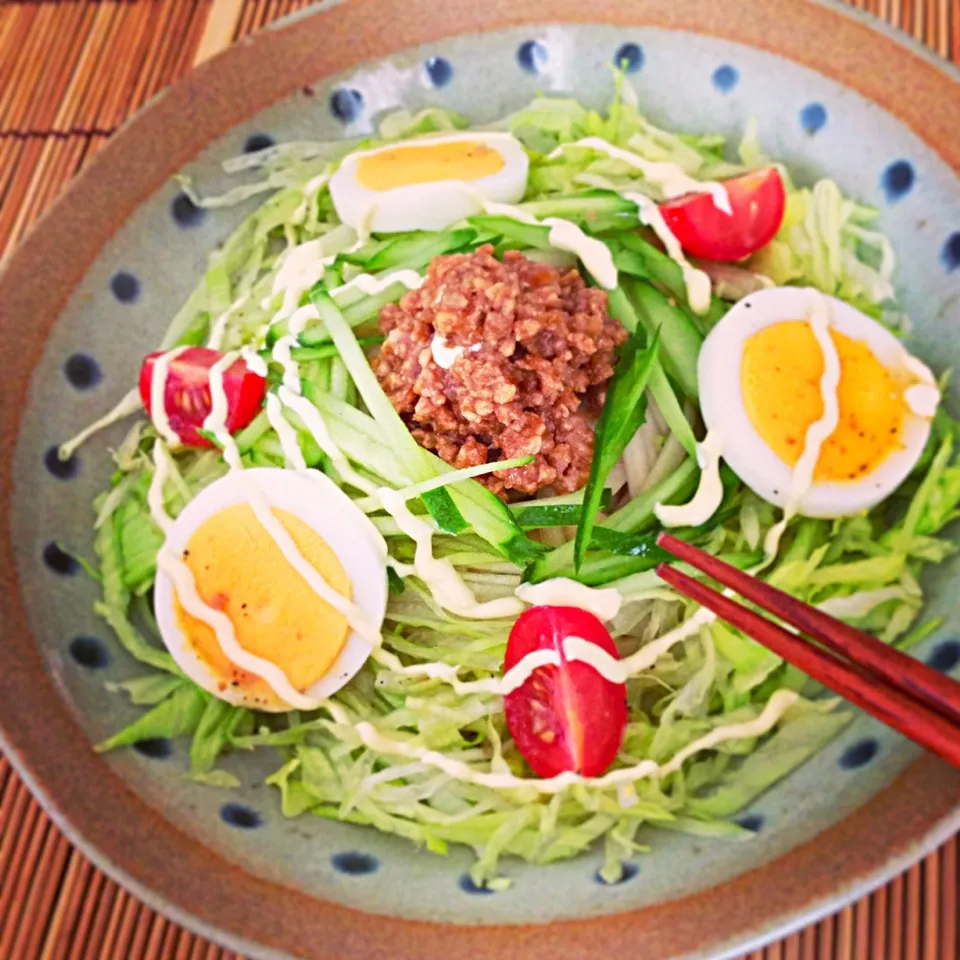 肉味噌サラダうどんのお昼|あいこ ⁎ˇ◡ˇ⁎さん