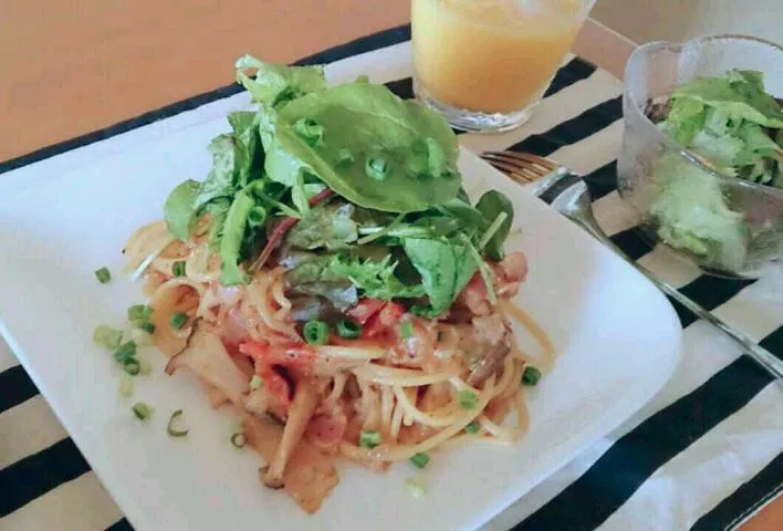 野菜たっぷりパスタ(すりおろし玉ねぎの自家製ソース)|みか子さん