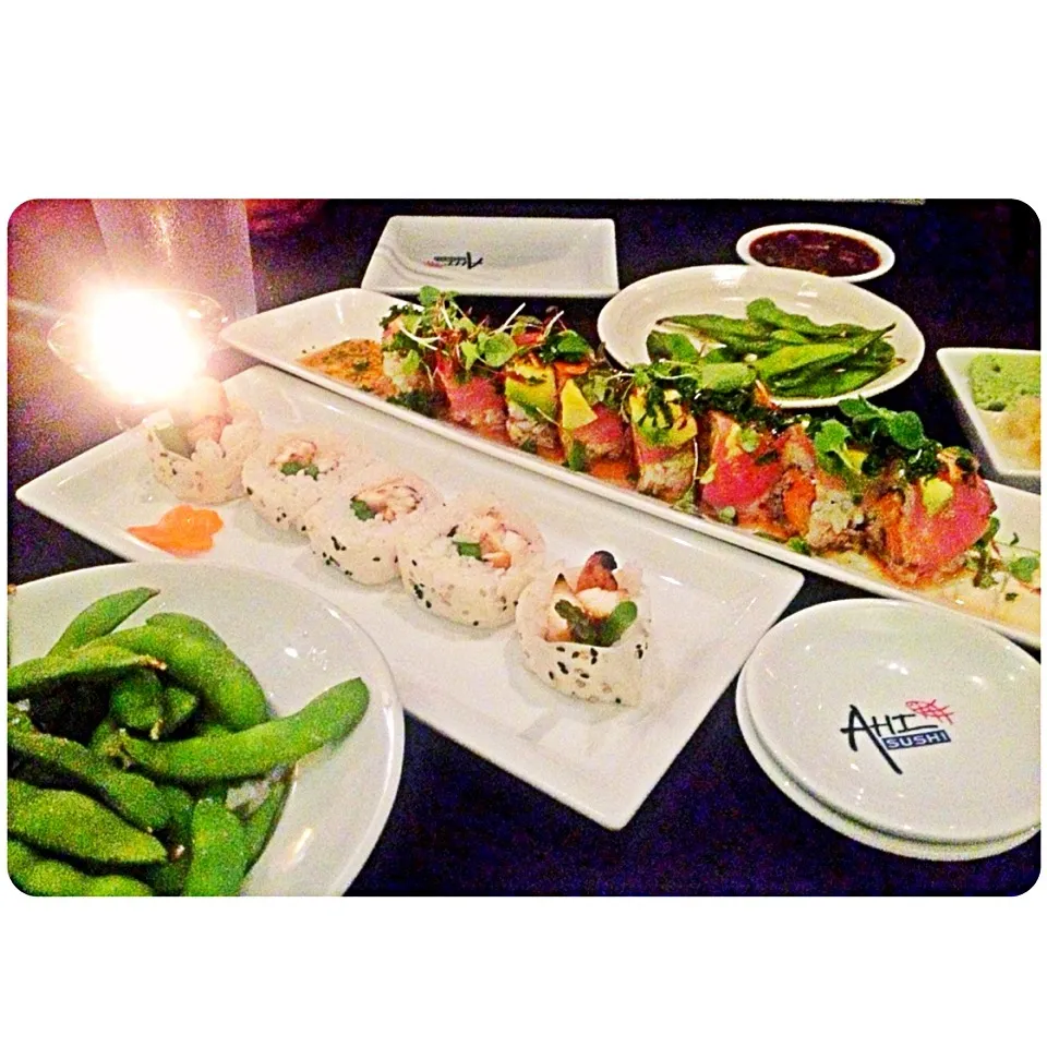 Sushi! Sea bass with asparagus wrapped in rice paper, edamame & yellowtail carpaccio roll|Erin Anneさん