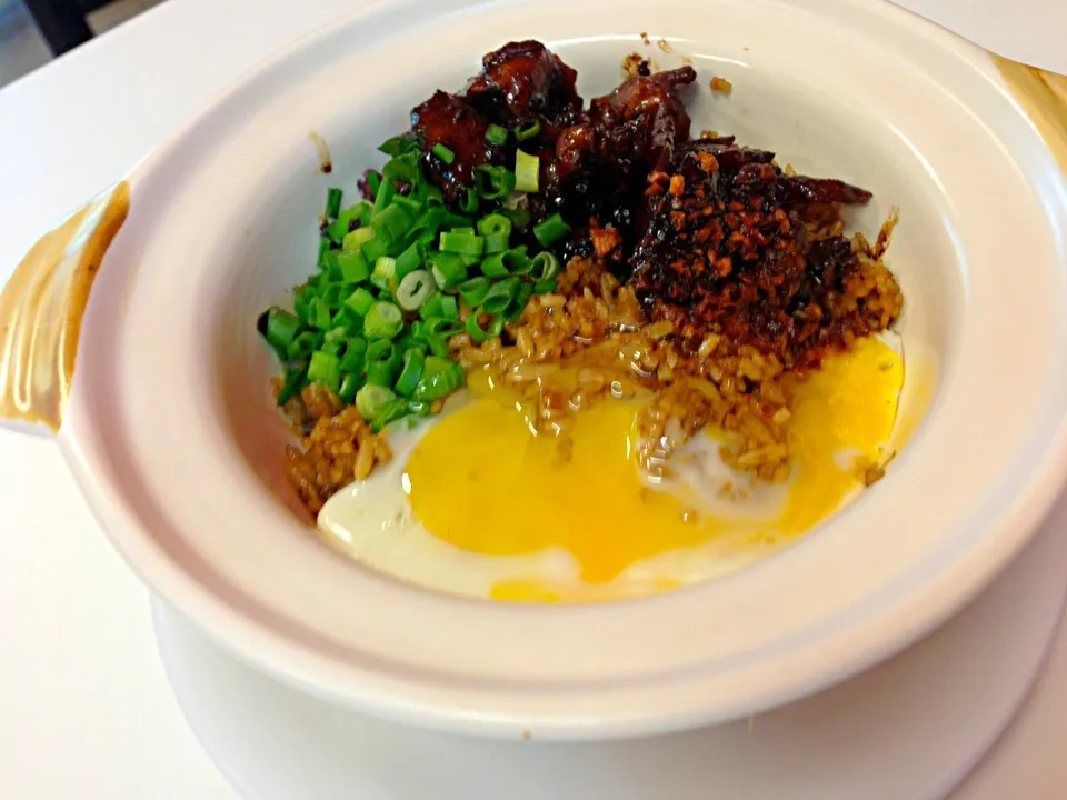 Malaysia style claypot chicken rice with salted fish|nanyangさん