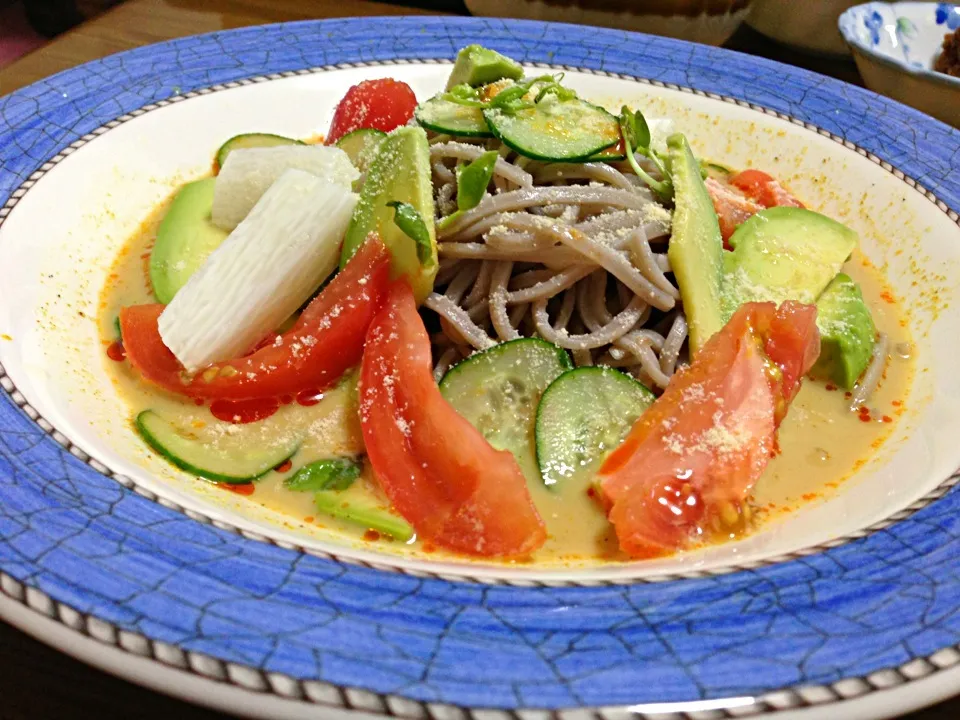 Snapdishの料理写真:冷し豆乳カレー素麺/Cold soy milk curry nodleが美味しそうなんで、蕎麦でやってみましたぁ！！|wildcat山猫さん