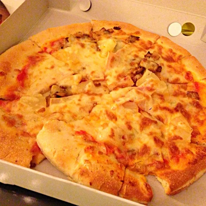 Hawaiian pizza|Eric Chiewさん