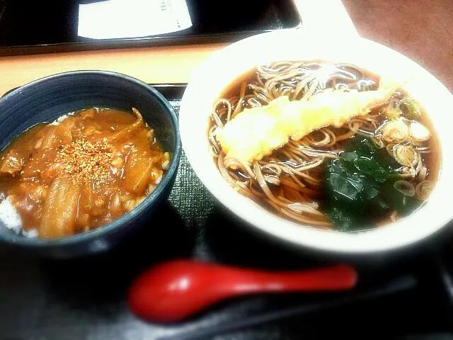 十割蕎麦吉牛の『カレー丼かけ蕎麦セット』トッピングのえび天|DEBUさん