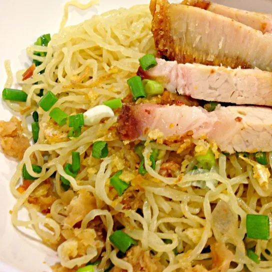 บะหมี่หมูกรอบ|Cloudy Gさん