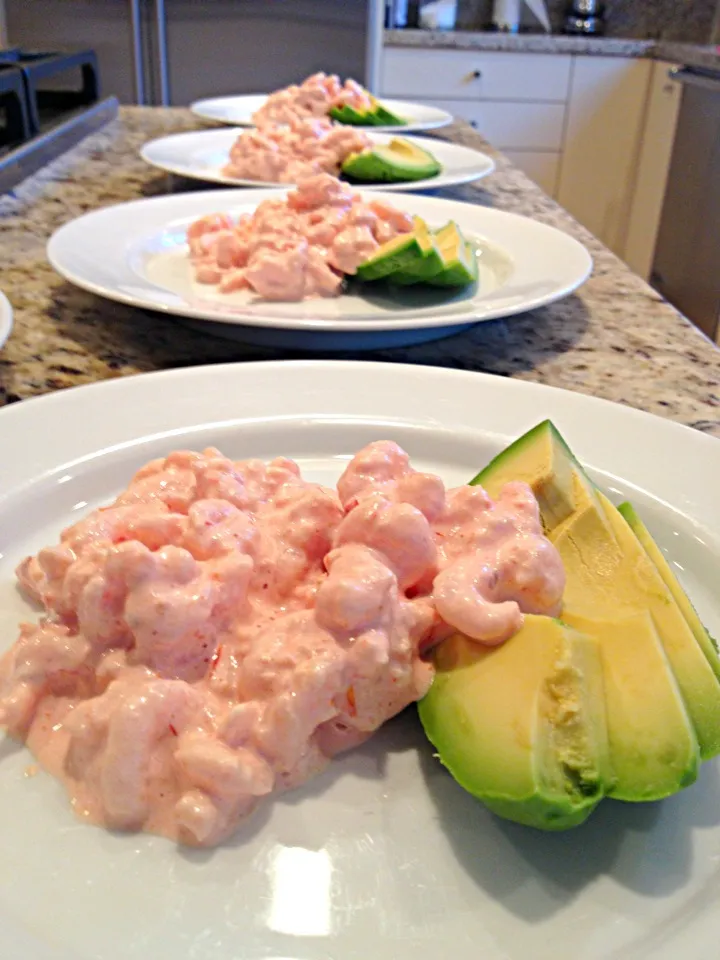 Old school Brit! Prawn and avocado salad|Allisonさん