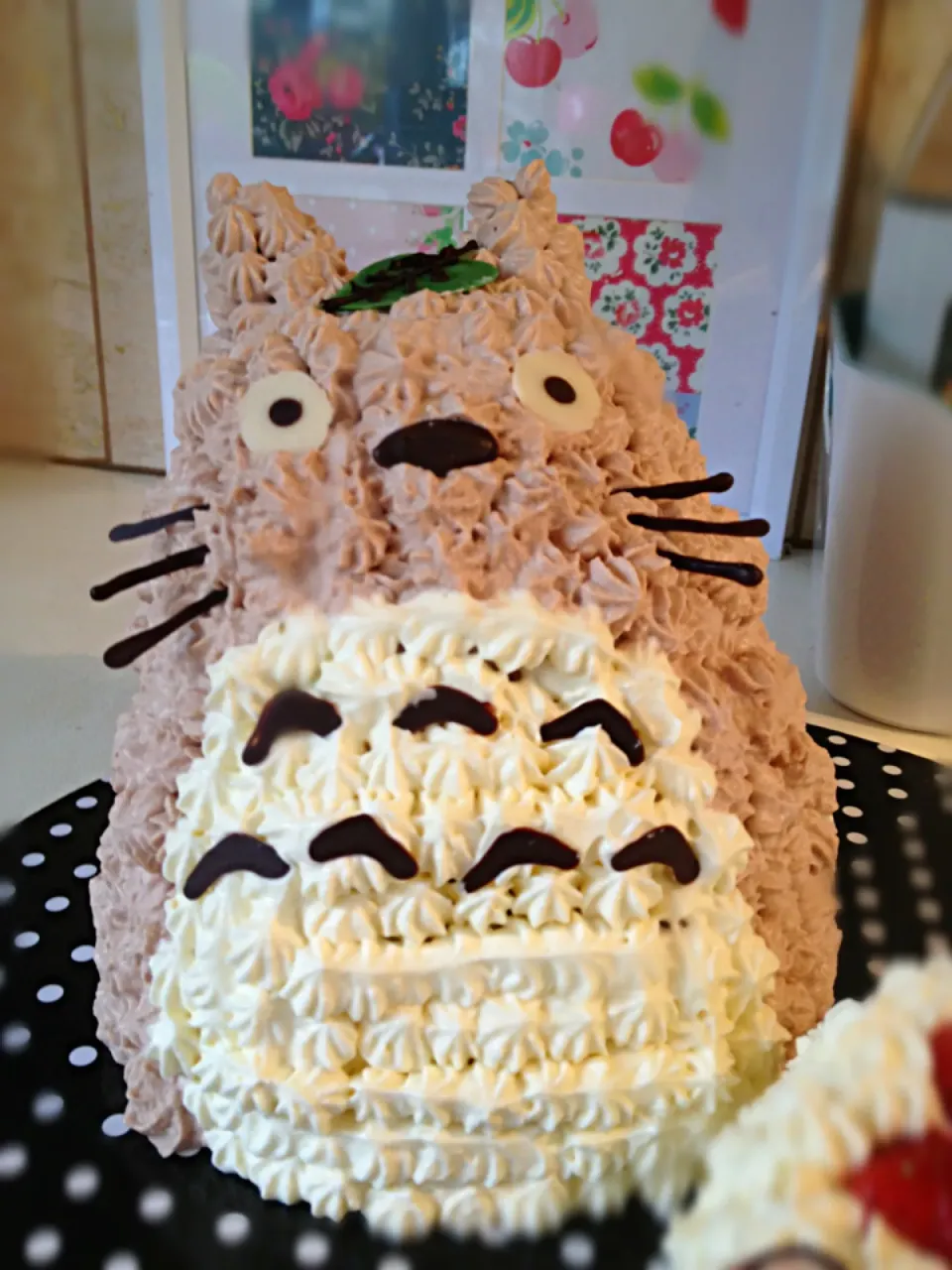 3D TOTORO cake|Chibiko's Kitchenさん