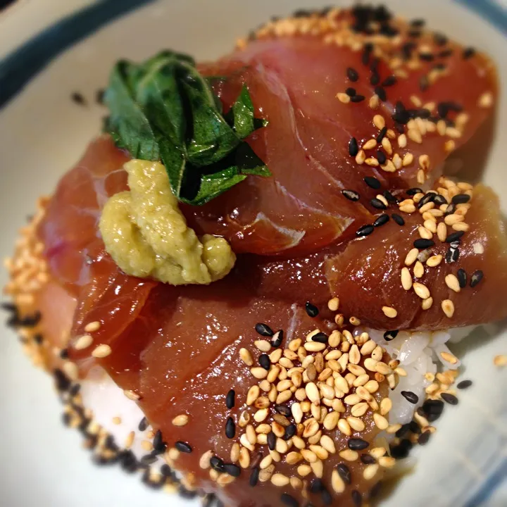 昨日の残ったお刺身で漬け丼 お手軽|takarkiさん