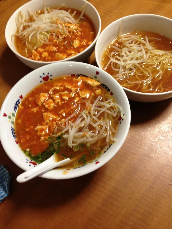 Snapdishの料理写真:家族でラーメン！|中華蕎麦 銀時さん