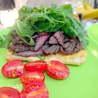 Steak n cheese sandwich w/ oven roasted cherry tomatoes|Kimmy Voさん