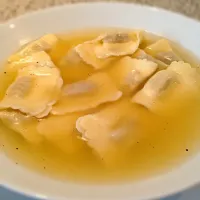 Raviolis in Chichen stock|Andrea Alibrandiさん