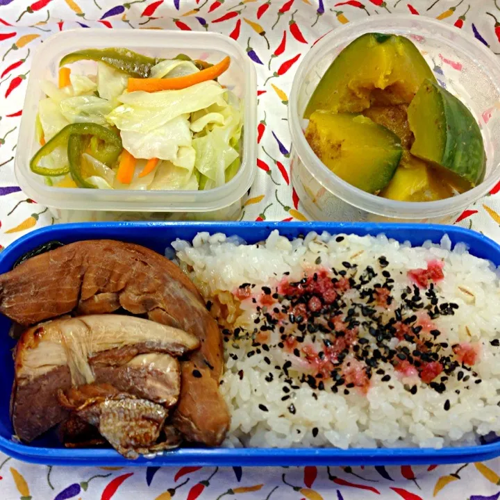 ワラサの煮付けと野菜のお弁当|Yoko Hayashiさん