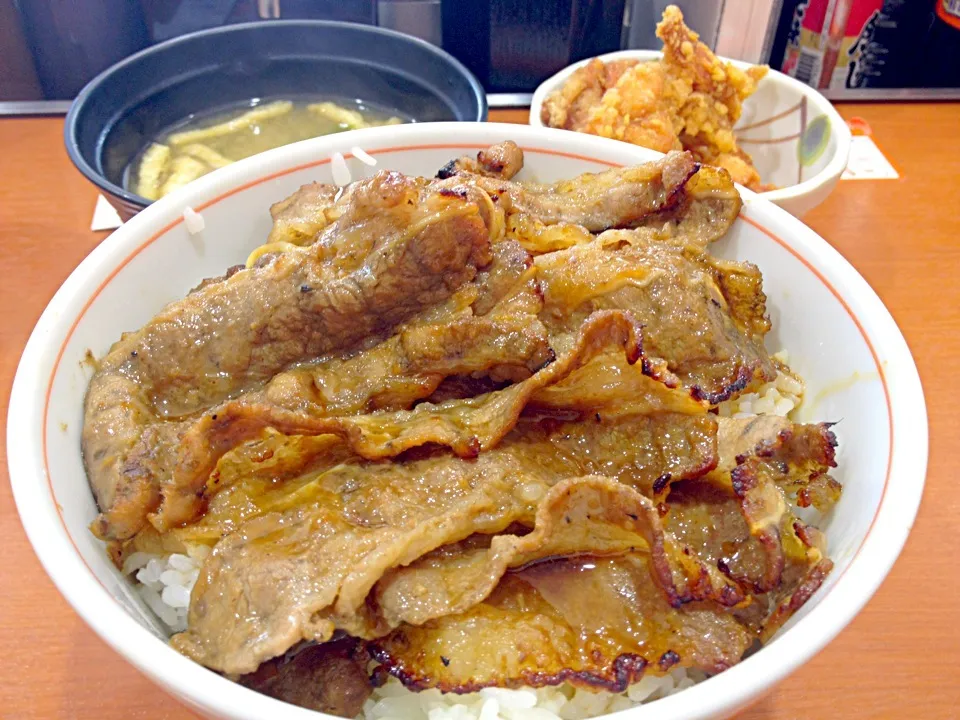 Snapdishの料理写真:ちからめしの焼き牛丼|Zadkiel Tsunezoさん