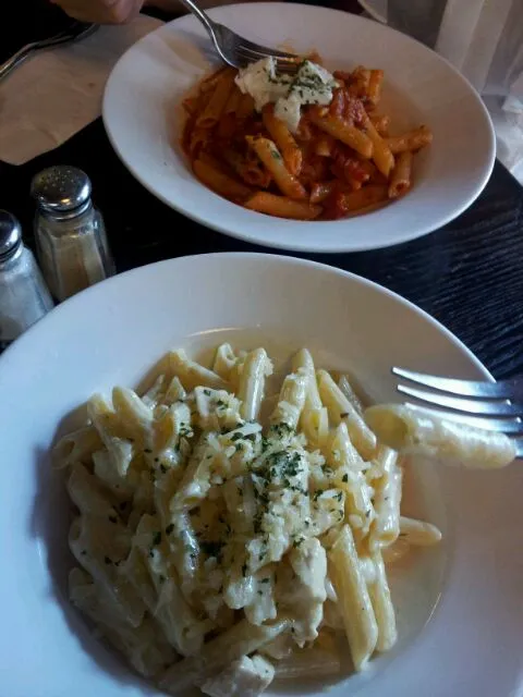 Snapdishの料理写真:cream and tomato penne|karenyuenさん