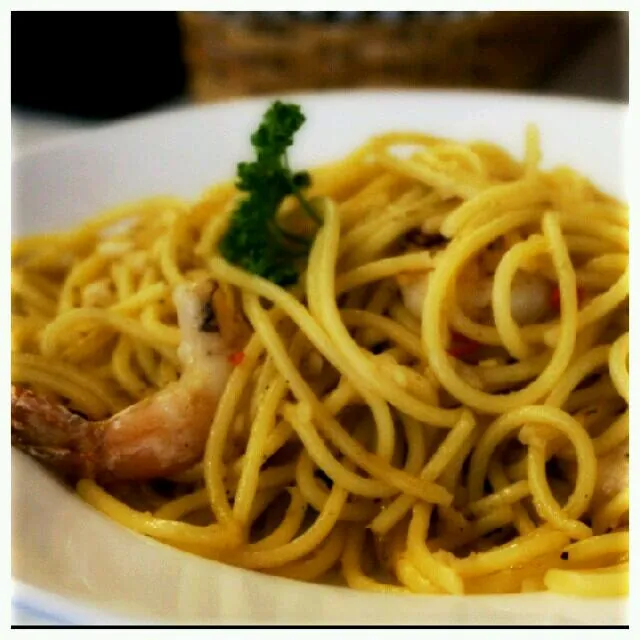 Aglio-olio Spaghetti|Ley Chinさん