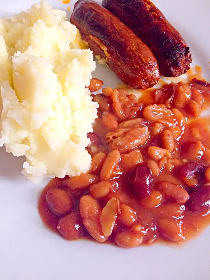 Spicy sausages and mixed beans|Charlotte Daviesさん