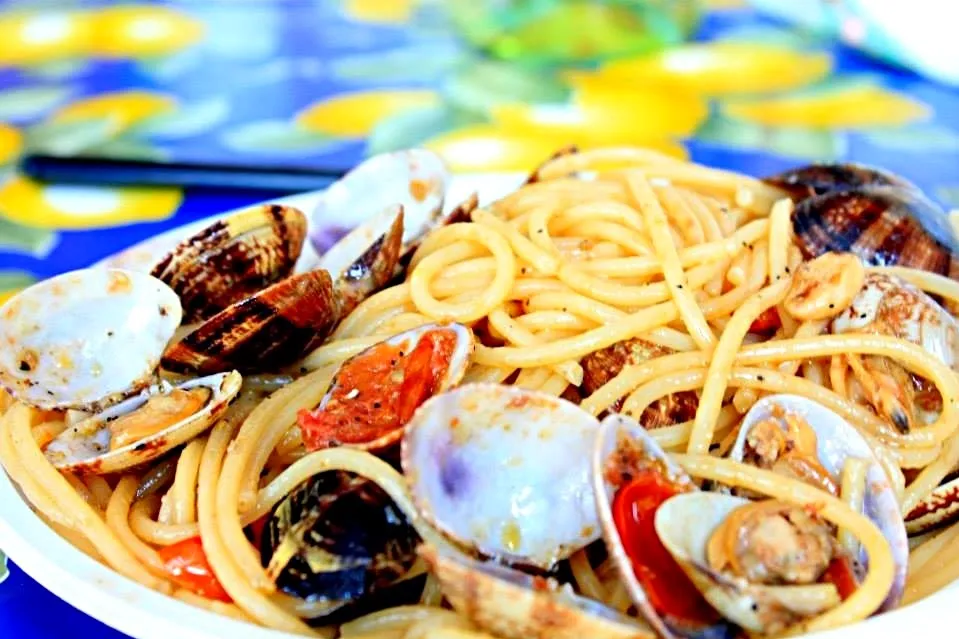 Snapdishの料理写真:Pasta alle vongole|Federico Tedescoさん