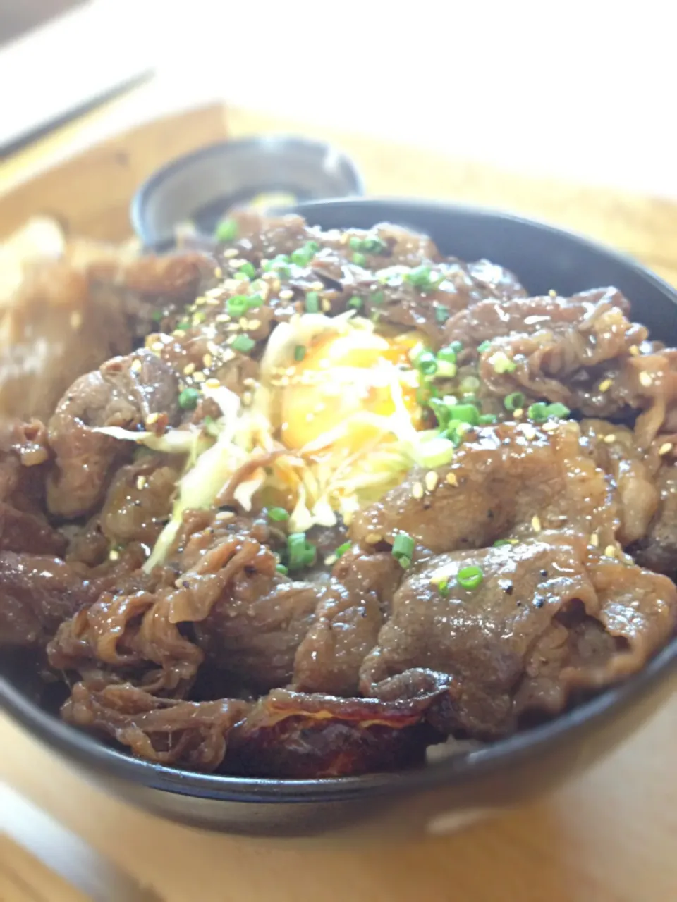 焼肉丼|おばたさん