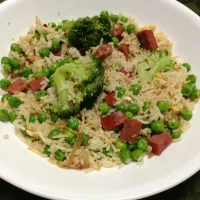 Snapdishの料理写真:veg and meat fried rice|yvesmcqueenさん