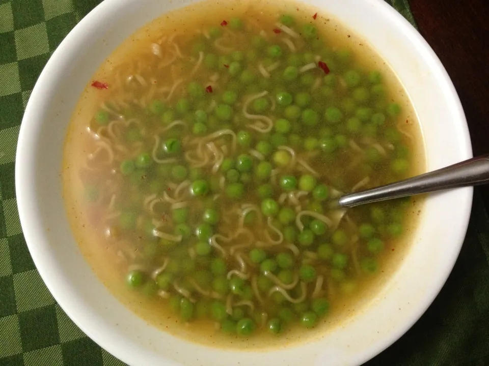 Snapdishの料理写真:pea soup|yvesmcqueenさん