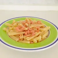 Snapdishの料理写真:Pasta al salmone LIGHT|Federico Tedescoさん