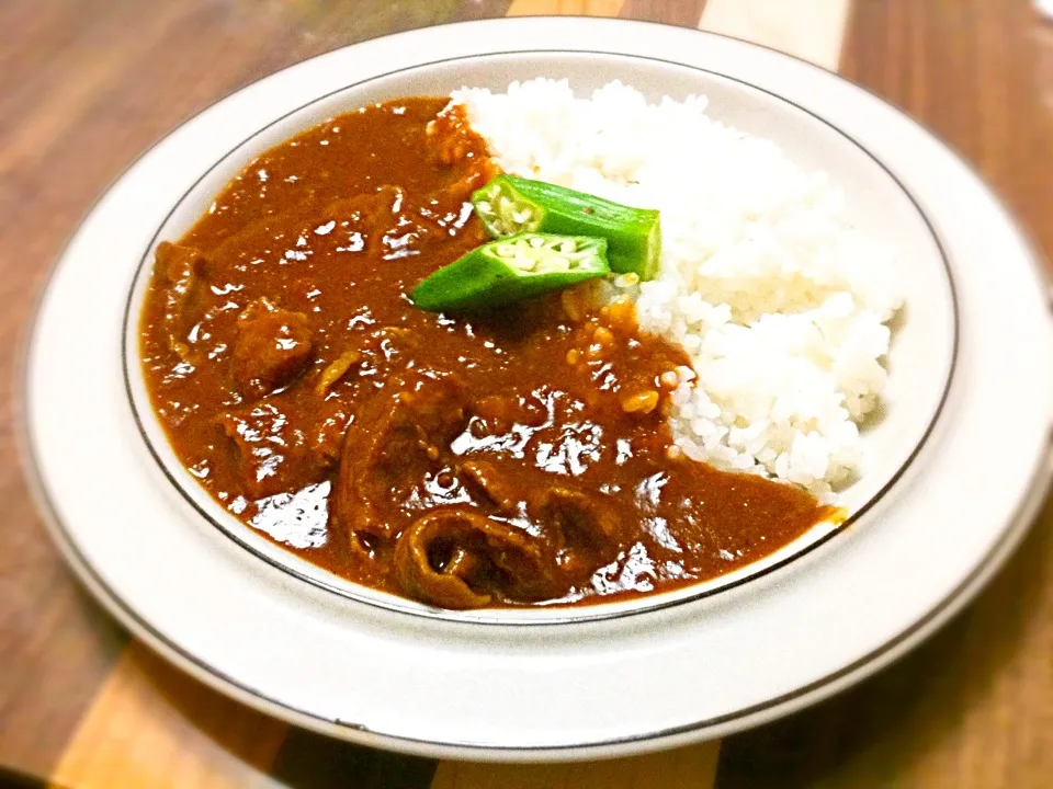 Snapdishの料理写真:牛すじカレー 〜黒ビール煮込み〜|GOHさん