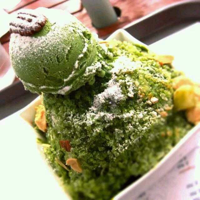 녹차빙수
greentea shaved ice|Alley Catさん