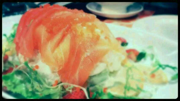 smoked salmon and  fruits salad|landeshukさん