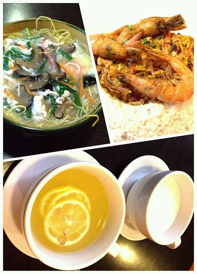 Seafood fried noodles, Spicy prawn egg tart rice with honey lemon tea and almond tea|Xi wenさん