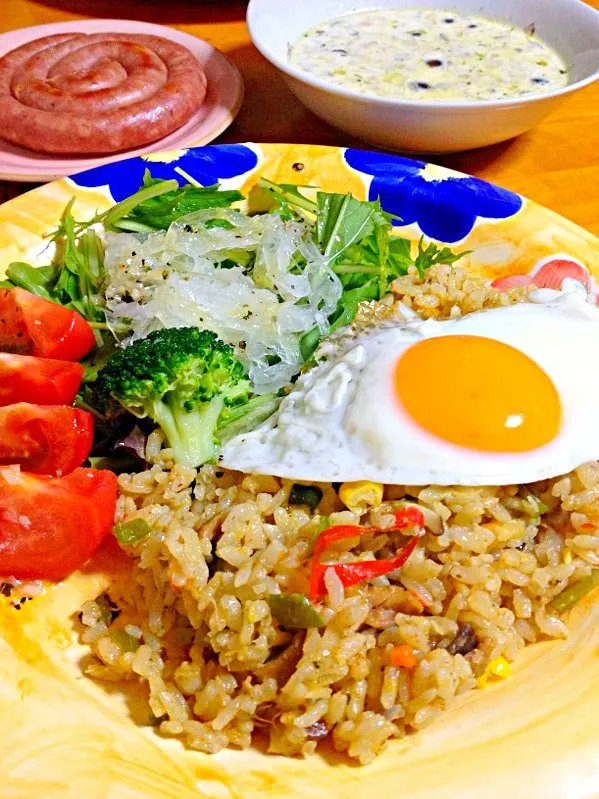 悶絶！イナバのレッドカレー缶で炊き込み御飯|カウンター嬢さん