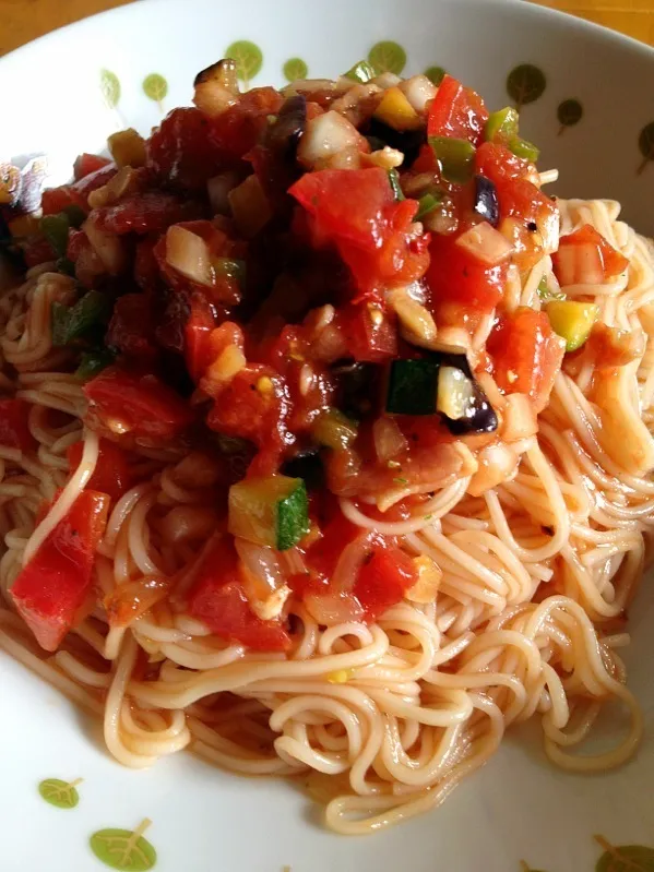 トマトと夏野菜の冷製白石温麺|カウンター嬢さん